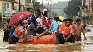 Philippines rushes aid as more rains pound Manila