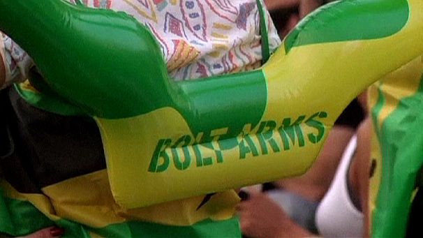 Jamaicans celebrate Usain Bolt’s win in 200-metre final