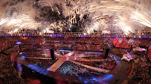 London games end with a rock and pop party