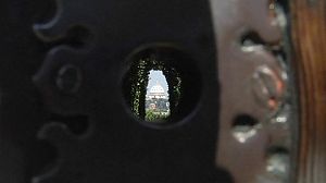 Vaticano, rinviato a giudizio maggiordomo del Papa per furto aggravato