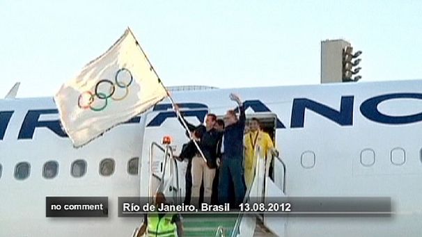 Olympic flag arrives in Rio