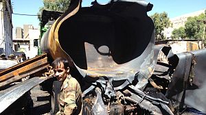 Bomb blast near UN observers in Damascus