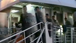 Greek island tax evasion: Amateur footage shows local anger