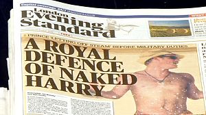 Harry nudo fa arrossire la Famiglia Reale britannica