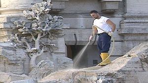Taps turned off as Trevi Fountain undergoes repairs