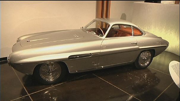 Italian car design revs up Los Angeles