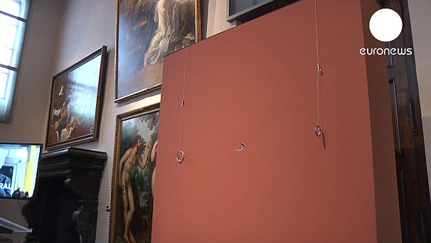 Mystery ‘spirals’ replace stolen masterpieces