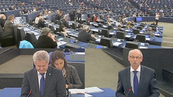 Bilancio Ue 2013: continua lo scontro istituzionale. Il Parlamento pensa a crescita e occupazione