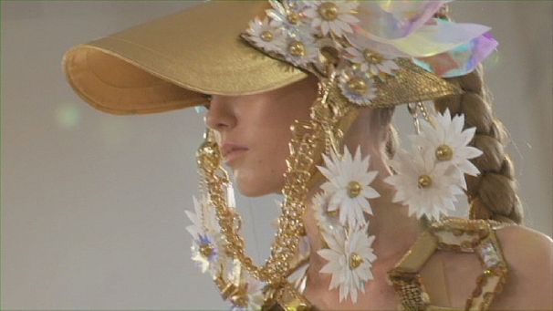 Butler’s buzz: bee-inspired accessories in London