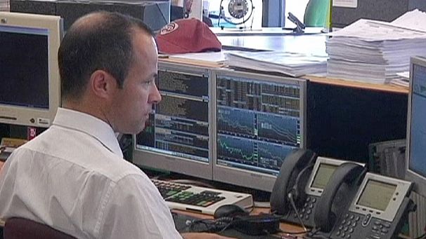 Portugal’s borrowing costs dip