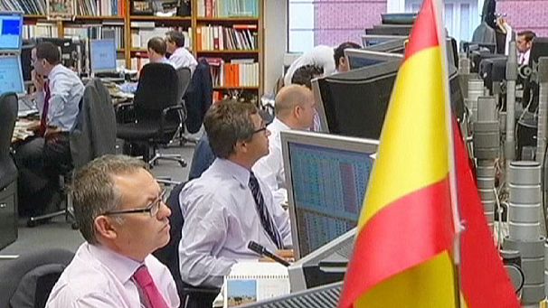 Spain borrowing costs ease, Catalonia unhappy