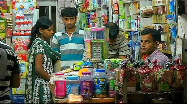 Indian stores fear global behemoths