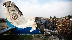 Nepal air crash kills 19