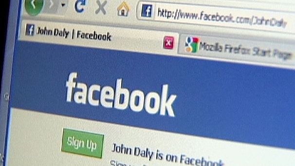 Facebook hits 1 billion globally, claims 600 million mobile users