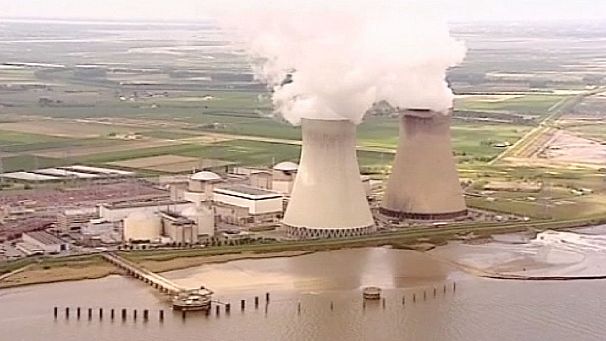 Nucleare, i reattori dell’Ue non resisterebbero a nuova Fukushima