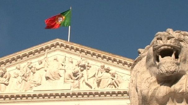 Lisbon to swap tax rises for spending cuts