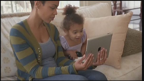 Expert urges ‘limit kids’ screen time’