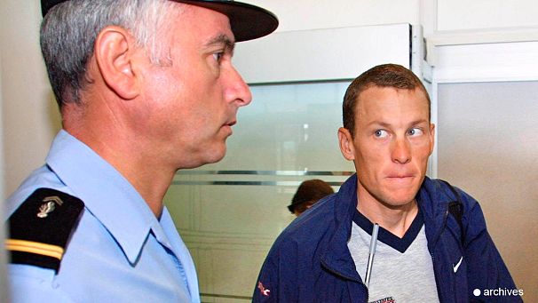 UCI lawyers to scrutinize Armstrong file