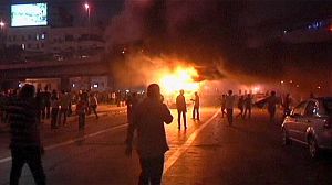 Over 100 hurt as Islamists and liberals clash in Egypt