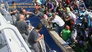 Salvati a Lampedusa migranti su barconi sul punto di affondare