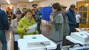 Putin’s United Russia set to tighten regional grip