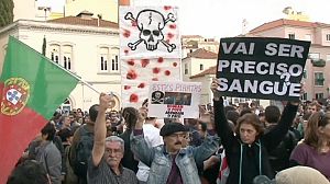 Portogallo. Finanziaria 2013 di sacrifici. Proteste a Lisbona