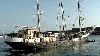 Israeli navy seizes European Gaza aid ship Israeli navy seizes European Gaza aid ship