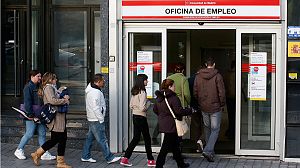 El paro en España alcanza el 25% y 5.778.000 personas