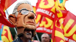 Ugly scenes in Italy during, “No Monti Day”
