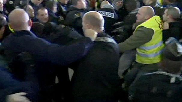 Scuffles between police and Air France workers at Paris airport