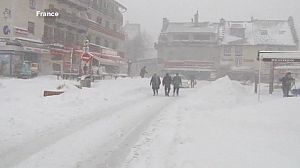 Gelo in Europa. Vittime in Polonia e Francia