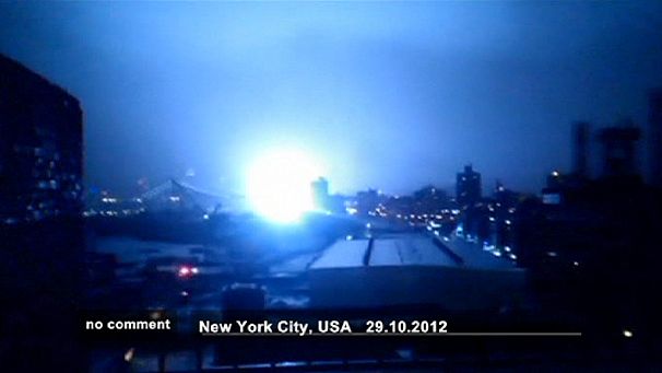 Sandy devestates US east coast