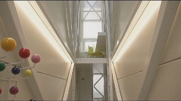 World’s narrowest house opens in Warsaw