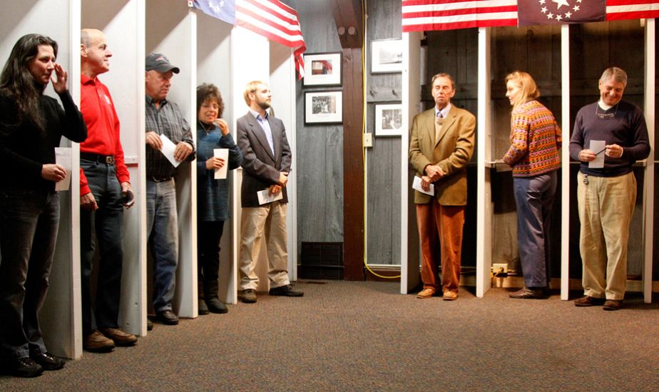 Midnight voting marks the starts of the US presidential election Midnight voting marks the starts of the US presidential election