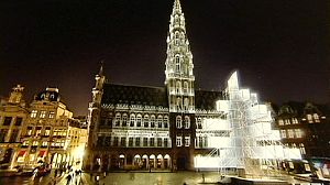 Many are not fans of Brussels’ modern art Christmas tree