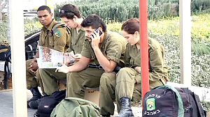 Israel PM defends Gaza truce before sceptical public