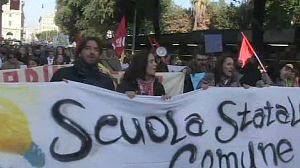 Italians in new protest over education cuts