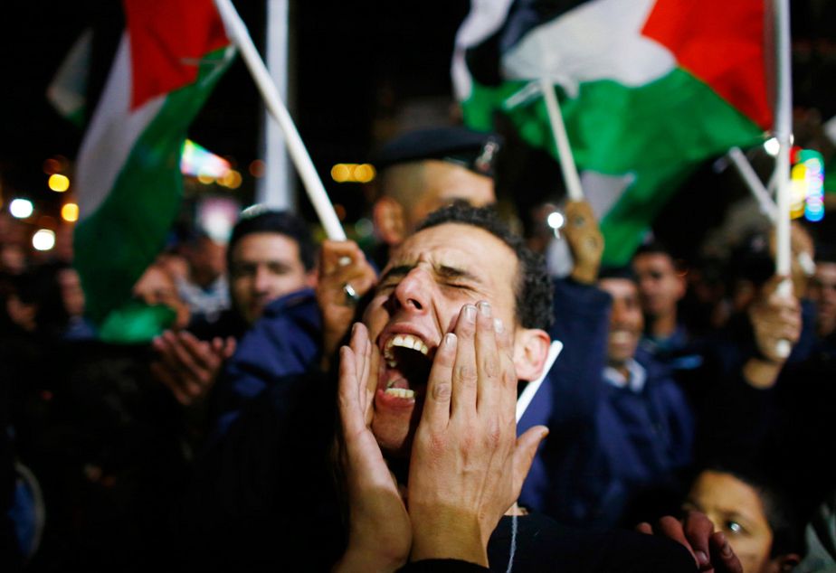 Palestinians celebrate United Nations statehood vote Palestinians celebrate United Nations statehood vote