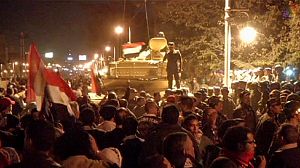Egypt: Tens of thousands protest against Mursi