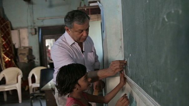 Wise words in India teach thousands in the slums