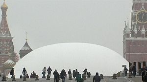 White dome erected to hide Lenin’s tomb from public