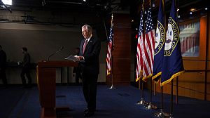 Obama returns to Washington to try to avoid ‘fiscal cliff’