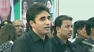 Pakistan: Bilawal Bhutto Zardari seeks to continue mother’s legacy