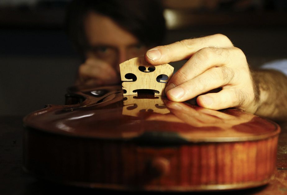 Violin making in Rome Violin making in Rome