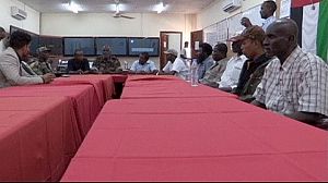 Longest-held Somali pirate hostages fly home