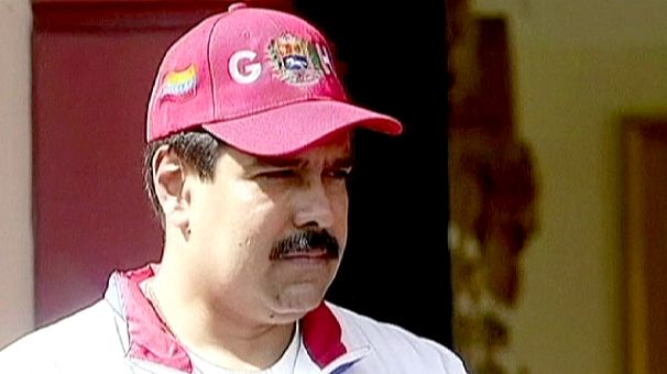 Successor lacks Chávez’ charisma