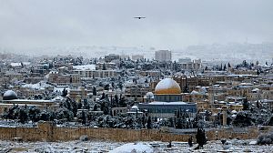 Israel shivers under heavy snowfall
