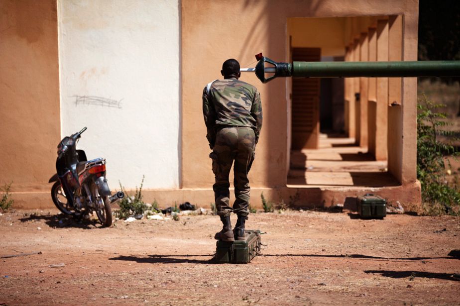 French troops on the ground in Bamako French troops on the ground in Bamako
