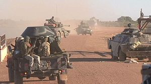 In Mali rebels try to buy support