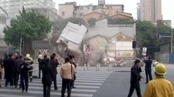 China: sinkhole swallows buildings